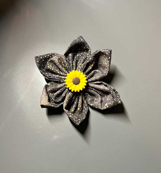 Sunflower center 4” Hair bow