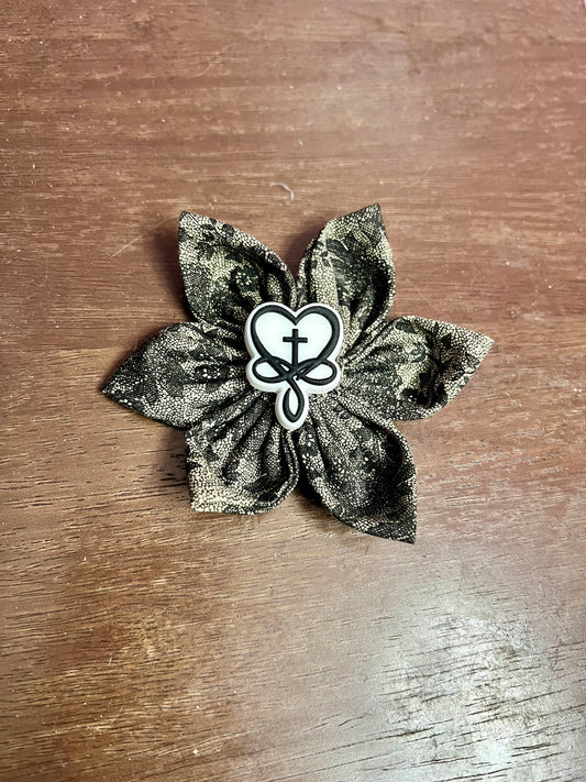 Eternal Love 4” Hair bow